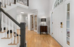2028 Broad Hill Farms Rd, Moon/Crescent Twp, PA 15108