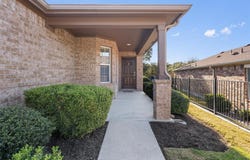 307 Kickapoo Creek Ln, Georgetown, TX 78633