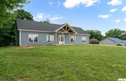 108 Pleasant View Drive, Glasgow, KY 42141