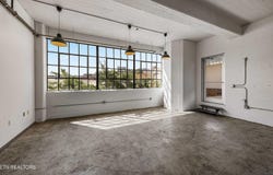 200 W Jackson Ave, Knoxville, TN 37902