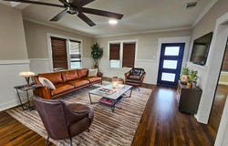 624 S AUSTIN ST, Seguin, TX 78155