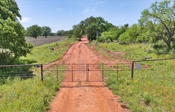 3676 Red Ln, Mason, TX 76856