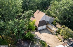 39 CHIPPENHAM DRIVE, VOORHEES, NJ 08043