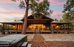 2702 MAJESTIC ELK Road, Overgaard, AZ 85933