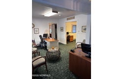 6 Kings Highway, Middletown, NJ 07748