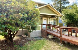 275 N 4TH ST, St. Helens, OR 97051
