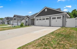 1927 Rolling Stone Boulevard, Pevely, MO 63070
