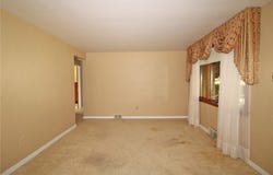 4297 E Barlind Drive, Whitehall, PA 15227