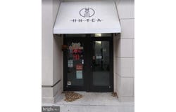 30 W BIDDLE STREET, BALTIMORE, MD 21201