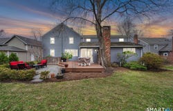 26 Winterset Lane, West Hartford, CT 06117