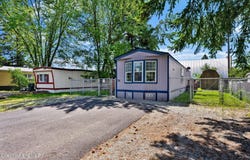 74 E WALROSE Loop, Hayden, ID 83835