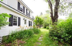 282 Middlesex Road, Topsham, ME 04086