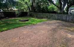 6370 Manchester Road, Parma, OH 44129
