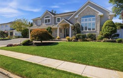 72 Wenwood Drive, Massapequa Park, NY 11762