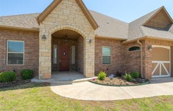 3908 Hunter Glen Drive, Oklahoma City, OK 73179