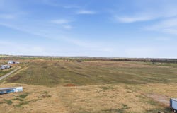 118 E Skeleton Road, Waukomis, OK 73773