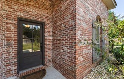 10 Apalachee, Hattiesburg, MS 39402