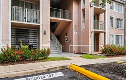 12106 Saint Andrews Pl, Miramar, FL 33025