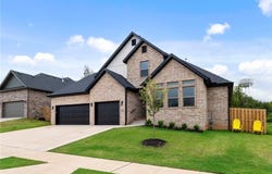 1523 Padova  AVE, Tontitown, AR 72762