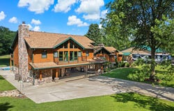 3255 S Wozniak Road, La Porte, IN 46350