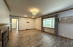 123 Downing Rd, Hutchinson, KS 67502