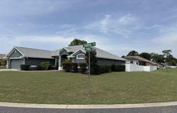 10080 SE 69TH TERRACE, BELLEVIEW, FL 34420
