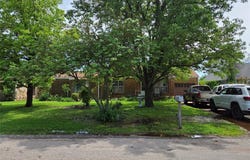 601 W Apache Street, Lindsay, OK 73052
