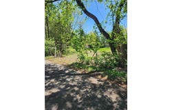 Iris Street, Mahtomedi, MN 55115