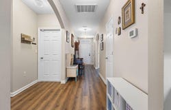 1327 Lexington Square SW, Vero Beach, FL 32962