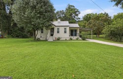 119 Parkway Drive, Toccoa, GA 30577