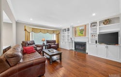 16715 Chesterfield Manor Drive, Chesterfield, MO 63005