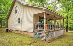 143 Hurricane Dr., Greers Ferry, AR 72067