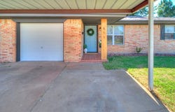 611 Spruce Drive, Yukon, OK 73099