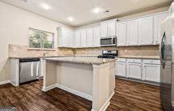 2539 Bear Mountain, Lithonia, GA 30058