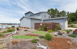 3335 RHODODENDRON DR, Florence, OR 97439