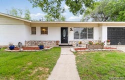 189 national, Universal City, TX 78148