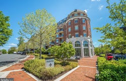 6900 FLEETWOOD ROAD, MCLEAN, VA 22101