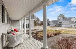 23 Chamberlain Way, Kennebunk, ME 04043