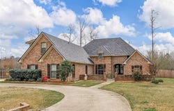 2820 Sunrise Point, Haughton, LA 71037