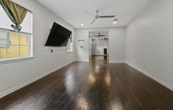 1031 S 16TH ST, Baton Rouge, LA 70802