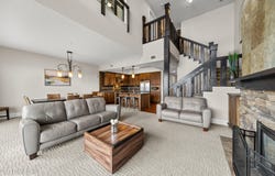 702 Sandpoint Ave, Sandpoint, ID 83864