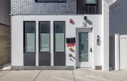 96 Cottage St, Boston, MA 02128