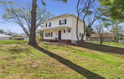 1050 Main St, Hamilton, IL 62341