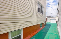 1619 George St, New York, NY 11385