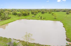 778 County Road 123, Edna, TX 77957