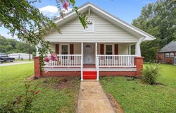 217 Moon Street, Thomasville, NC 27360