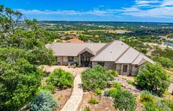 2401 Saddlewood Blvd, Kerrville, TX 78028
