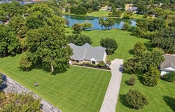 131 Oak Grove Circle, Double Oak, TX 75077