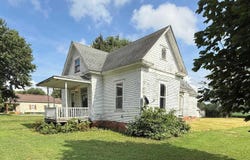 204 E Prairie Street, Franklin, IL 62638