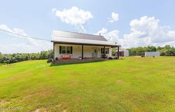 1272 Bailey Road, Finger, TN 38334